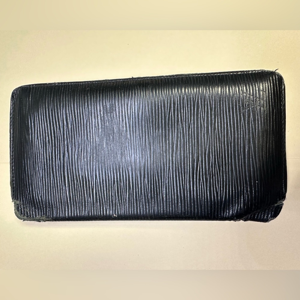 Louis Vuitton Black Epi Leather Zip-Around Wallet